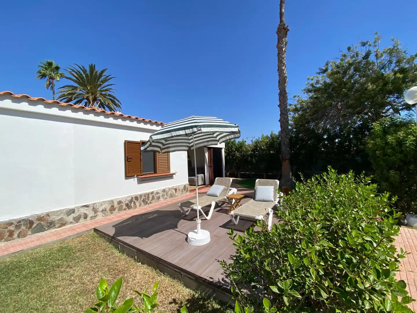 Jardí de Casa o xalet en venda en San Bartolomé de Tirajana amb Aire condicionat, Terrassa i Moblat