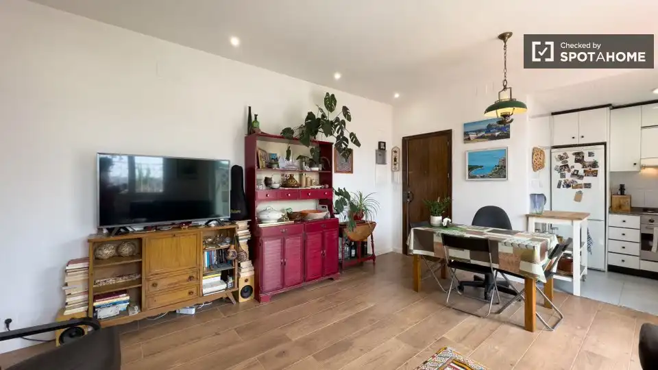 Flat for rent in Sants-Badal