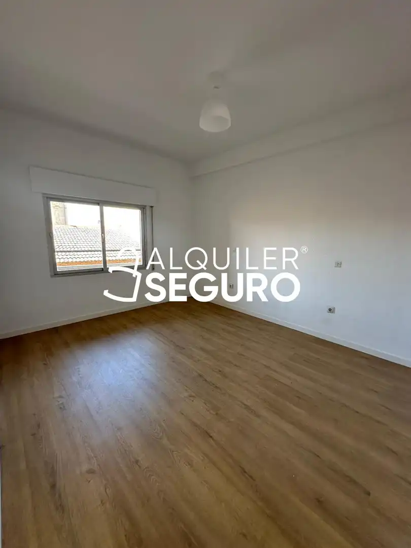 Dormitori de Pis de lloguer en Casarrubios del Monte amb Terrassa
