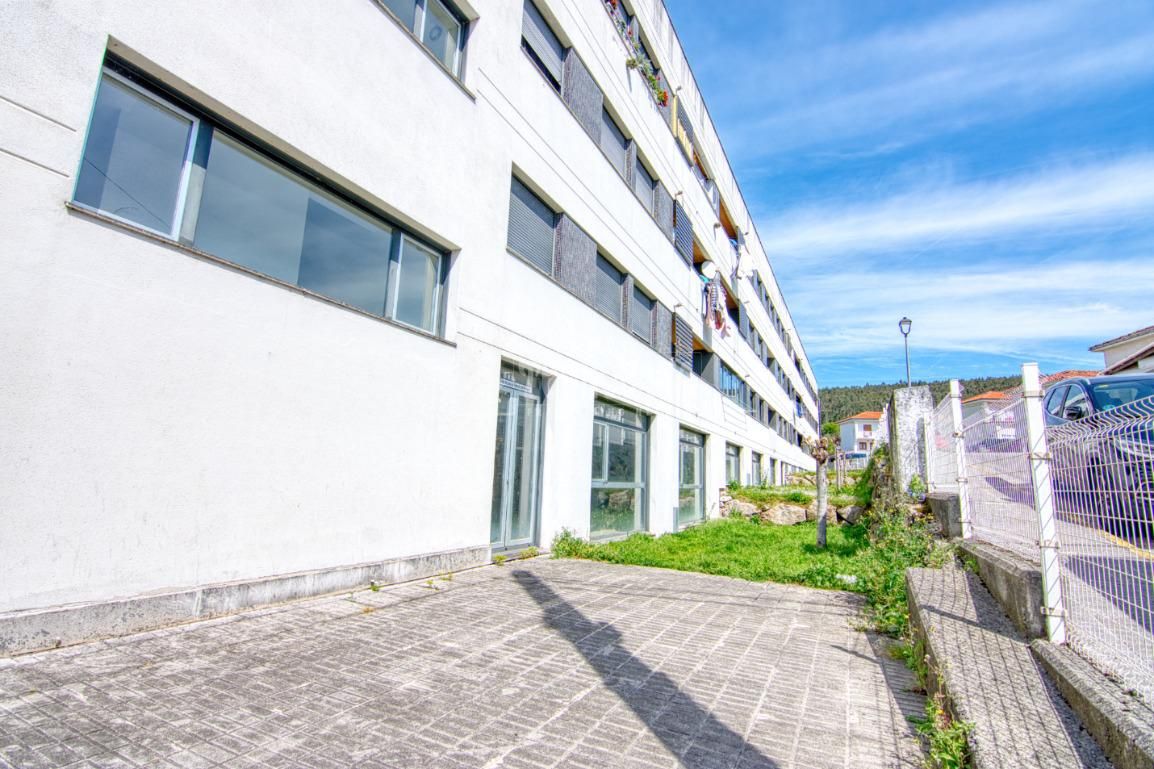 Vista exterior de Pis en venda en Piélagos amb Calefacció, Terrassa i Traster