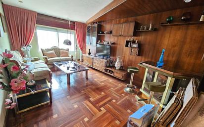Living room of Flat for sale in  Madrid Capital