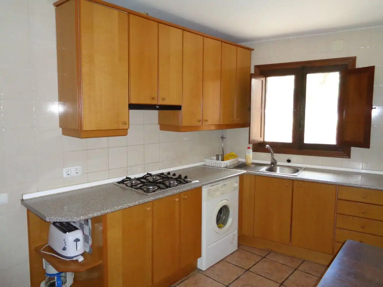 Casa adosada en venta en Calle Retamar, Romangordo