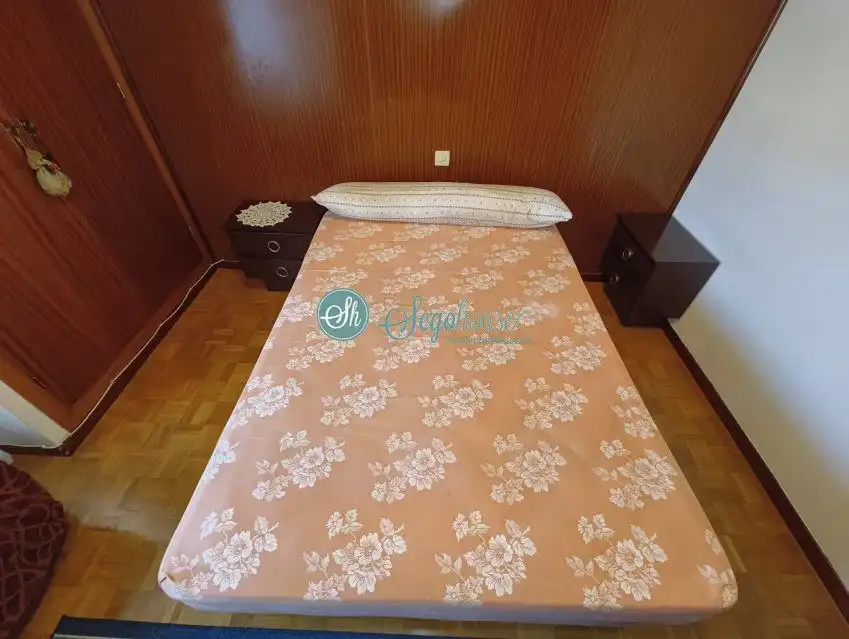 Bedroom of Flat for sale in Segovia  with Heating, Parquet flooring and Terrace