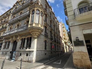 Local comercial en venta en Carrer de Girona