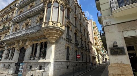 Luminoso y acogedor espacio tipo estudio comercial en el corazón de Tarragona.