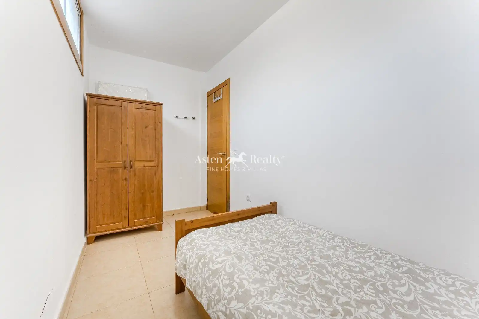 Habitación de Dúplex en venta en Guía de Isora con Terraza, Trastero y Amueblado