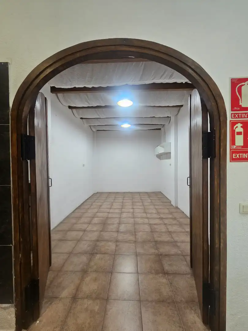 Local comercial de lloguer a Carrer Santiago Rusiñol, imagen 14