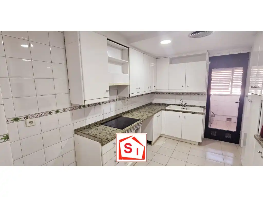 Piso con ascensor en venta en Calle Jumilla, imagen 9