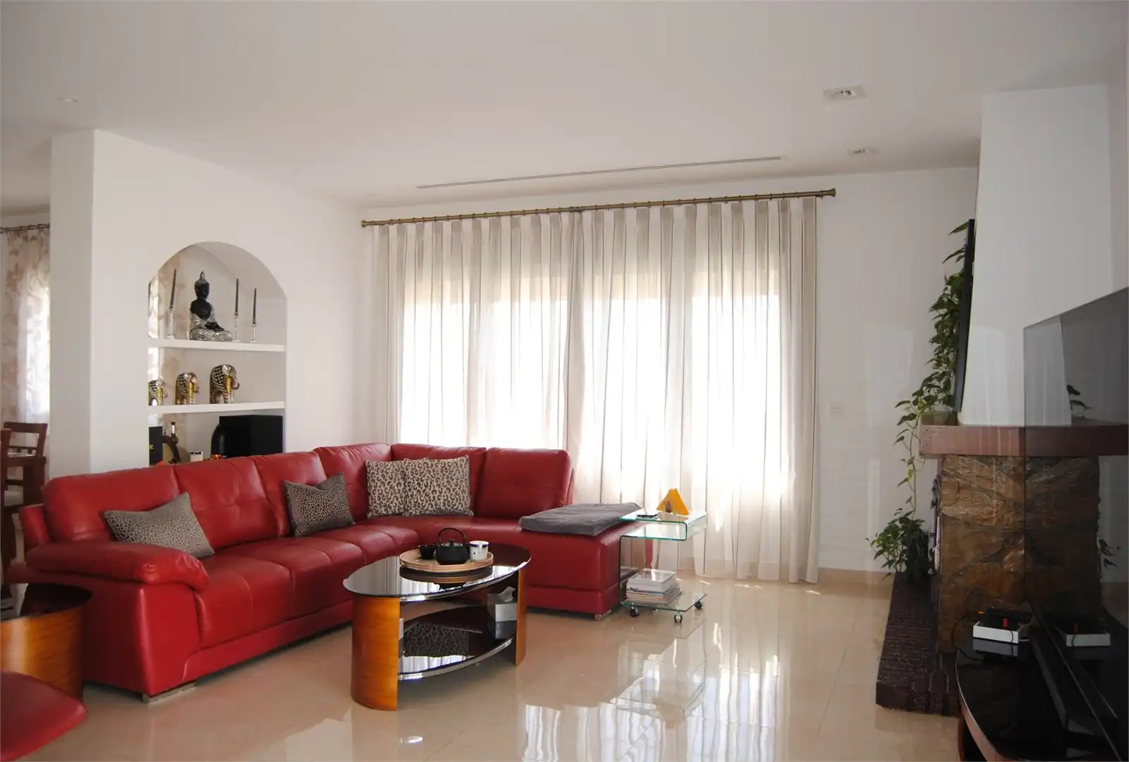 Sala de estar de Casa o chalet en venta en Vélez-Málaga con Aire acondicionado, Jardín privado y Terraza