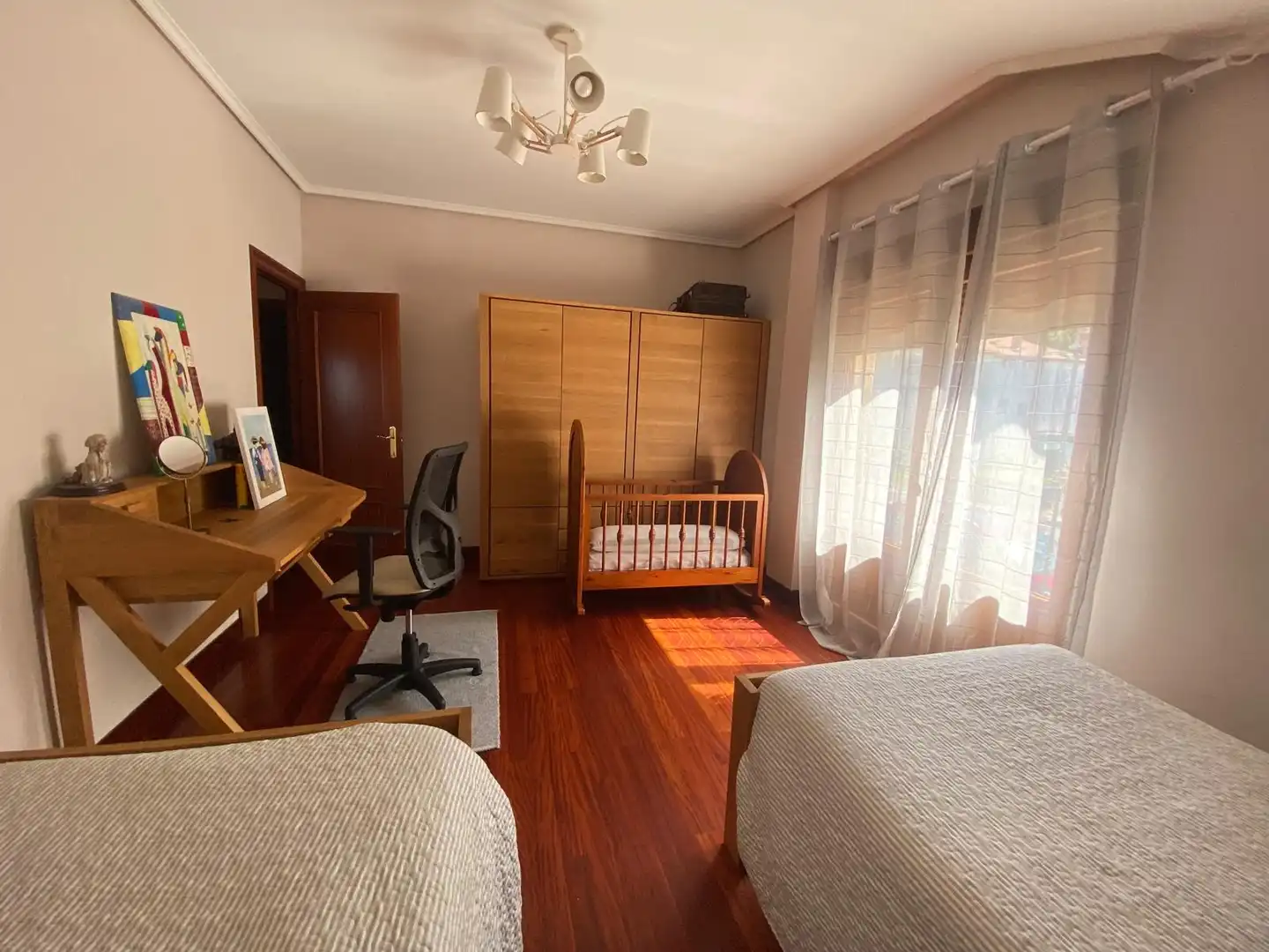 Habitación de Casa o chalet en venta en Castro-Urdiales con Calefacción, Jardín privado y Terraza