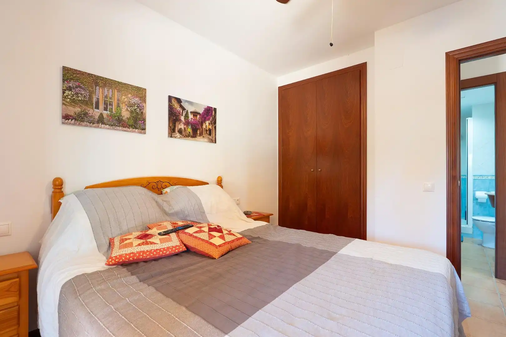 Schlafzimmer von Erdgeschoss zum Verkauf in Amposta mit Terrasse, Abstellraum und Möbliert