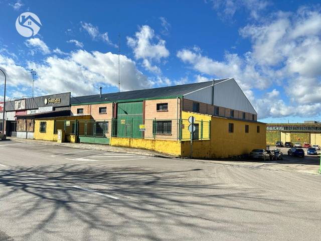 Nave industrial en Venta en San Fernando - Carretera de Valencia