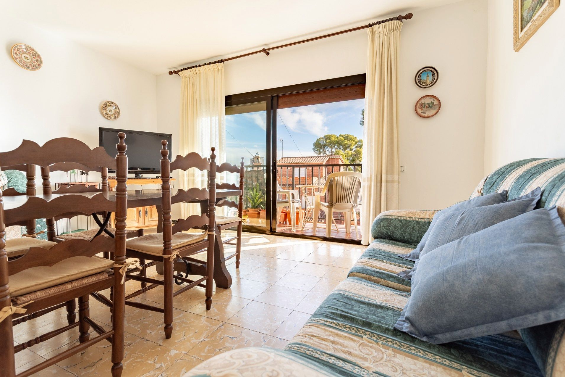 Living room of Flat for sale in El Vendrell  with Air Conditioner, Heating and Terrace