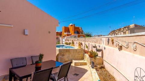 Foto 5 de Casa adosada en venda a Parque de las Naciones, Torrevieja