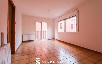 Exterior view of Flat for sale in Vilanova i la Geltrú  with Air Conditioner, Heating and Private garden