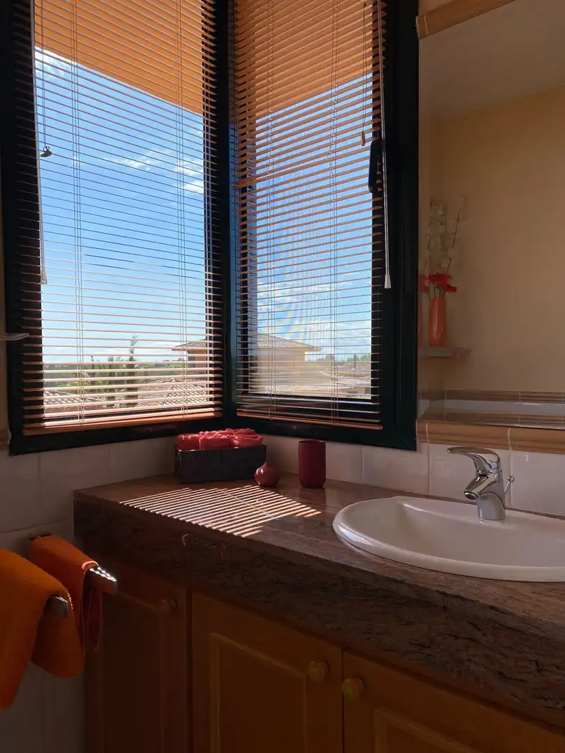 Baño de Casa o chalet en venta en Navata con Calefacción, Jardín privado y Trastero