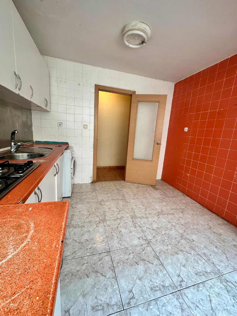 Cuina de Pis en venda en Valladolid Capital amb Calefacció, Forn i Rentadora