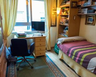 Bedroom of Apartment to share in  Madrid Capital  with Air Conditioner