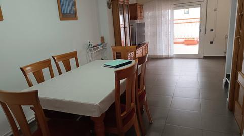 Foto 3 de Casa adosada de alquiler en Avinguda de Barcelona, Can Toni, Cunit