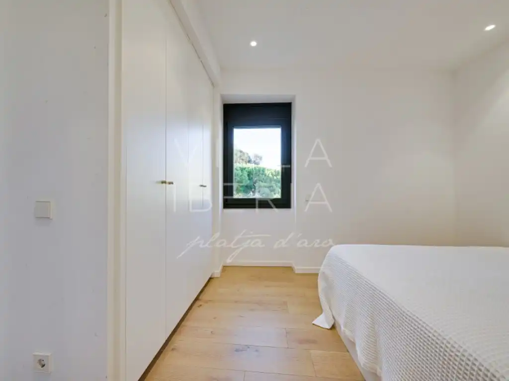 Dormitori de Apartament en venda en Palamós amb Aire condicionat i Calefacció
