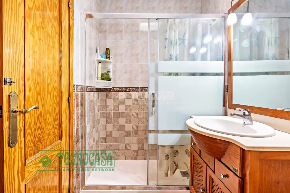 Maison avec terrasse à vendre à Roquetas de Mar ciudad, imagen 16