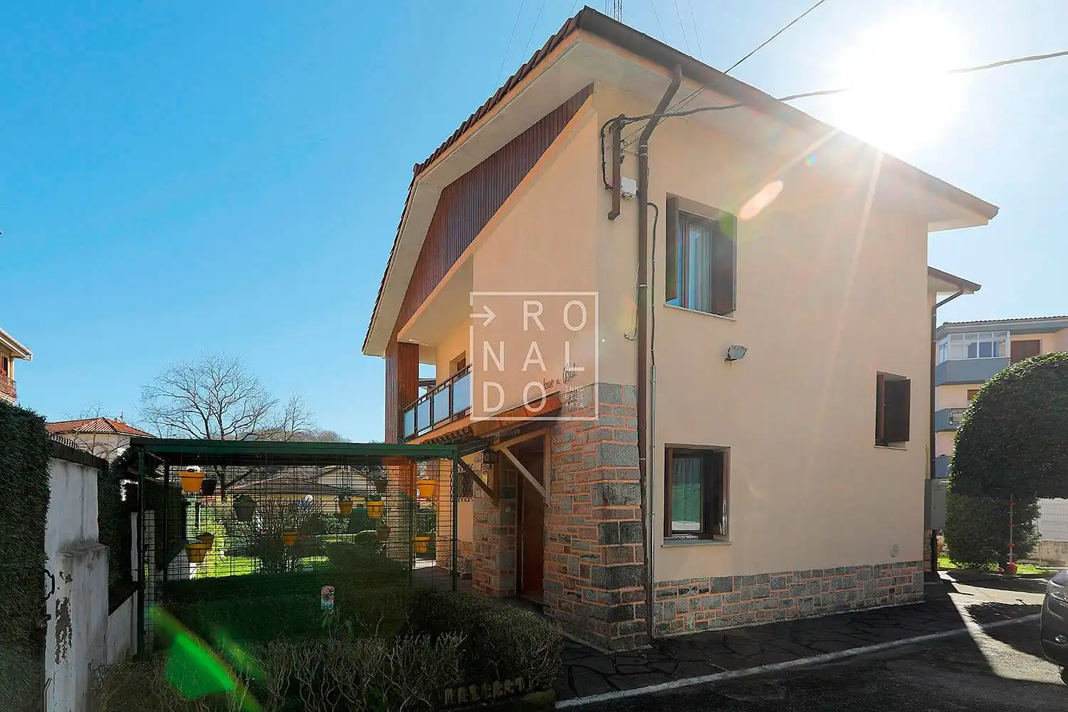 Vista exterior de Casa o chalet en venta en Irun  con Calefacción, Jardín privado y Terraza