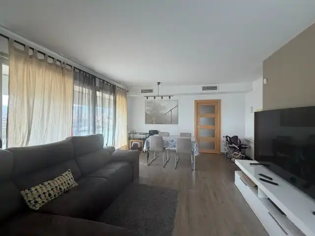 Living room of Flat for sale in Terrassa  with Air Conditioner, Heating and Storage room