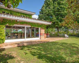 Exterior view of House or chalet for sale in Girona Capital  with Air Conditioner, Heating and Parquet flooring