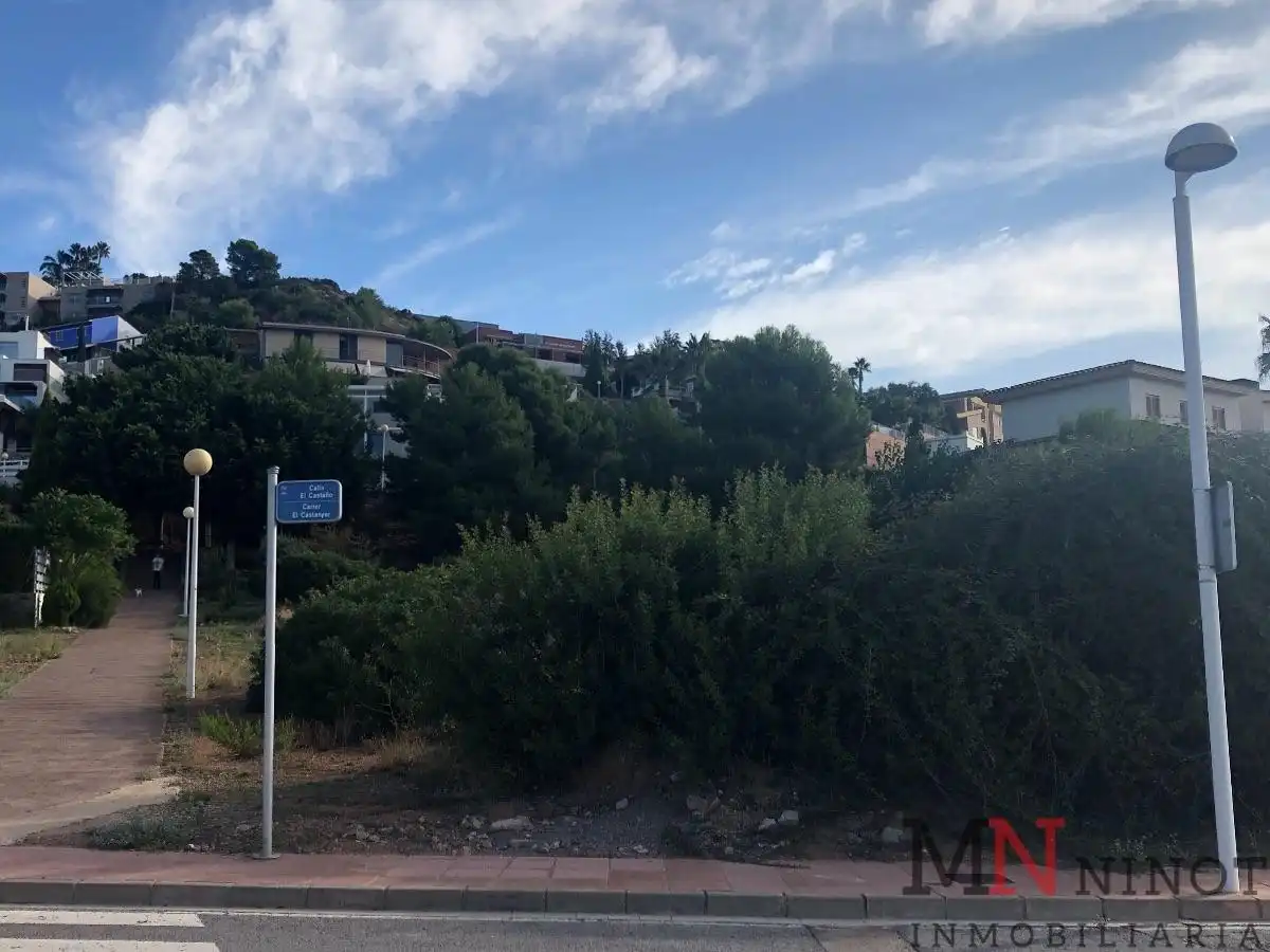 Terrenys i solars en venda a Poseidonia, imagen 3