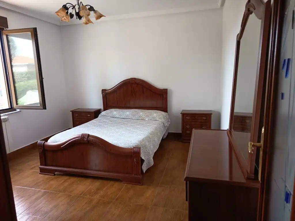 Habitación de Casa o chalet en venta en Avilés con Amueblado