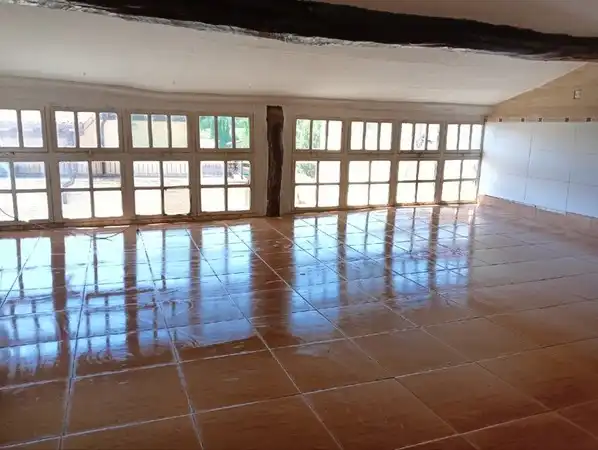 Casa adosada en venta en Baños de Rioja