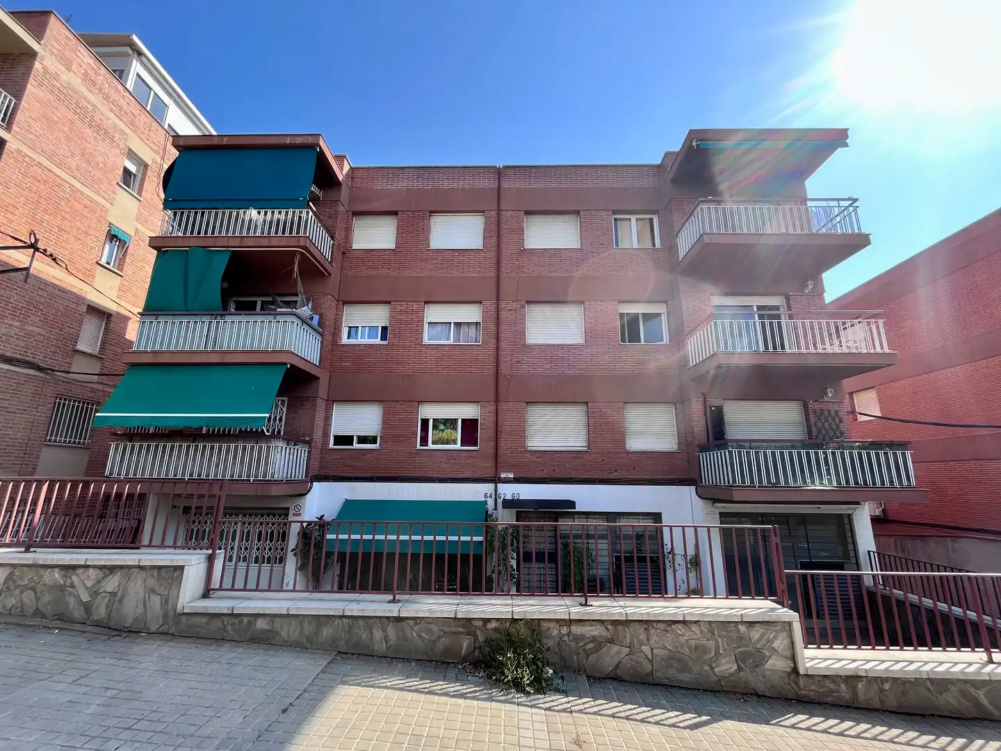 Exterior view of Office for sale in Barcelona  with Air Conditioner