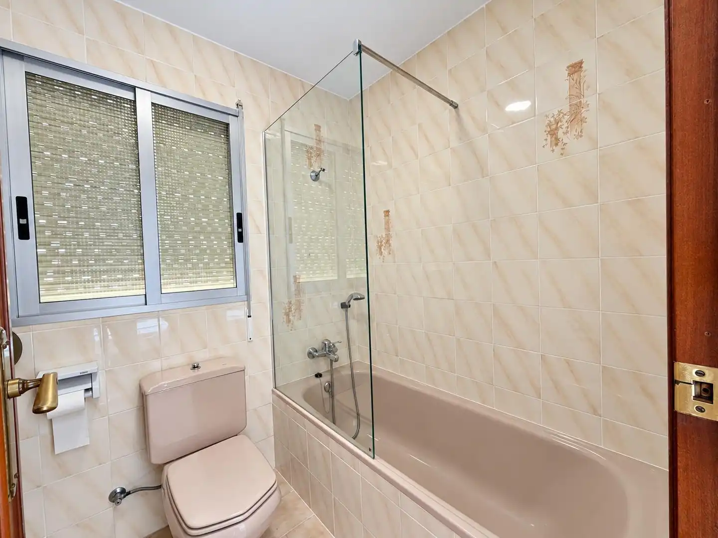 Bathroom of Flat for rent in Burjassot  with Furnished