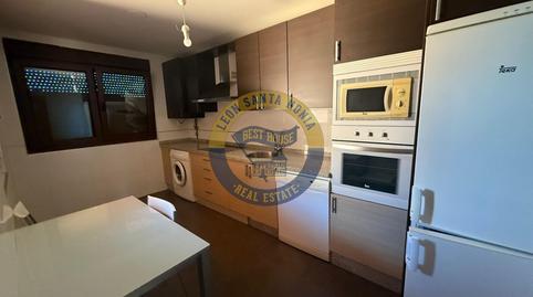 Foto 5 de Casa adosada en venda a Garrafe de Torío, León