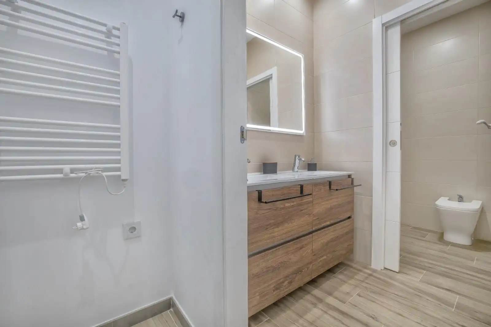 Erdgeschosswohnung zur Miete in Calle SANTA MARIA DE TRASSIERRA 56, imagen 20