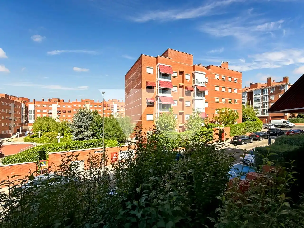 Vista exterior de Pis en venda en Madrid amb Calefacció, Parquet i Terrassa