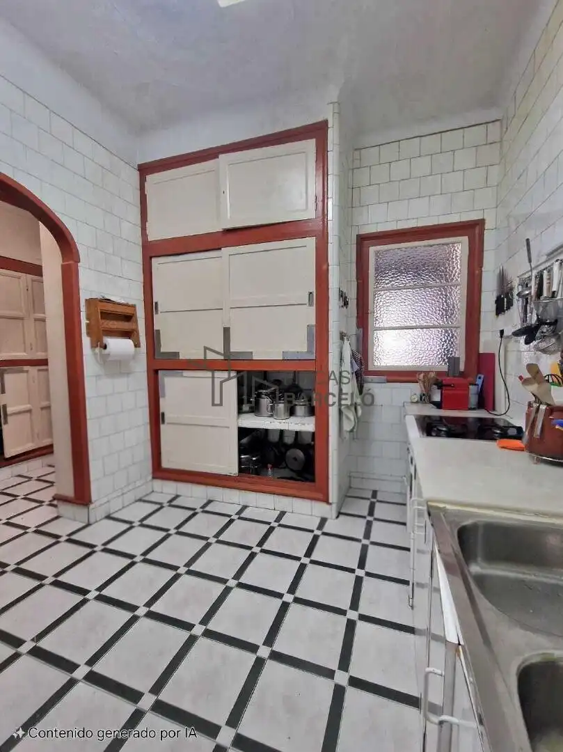 Flat for sale in Paseo Constitución - Las Damas