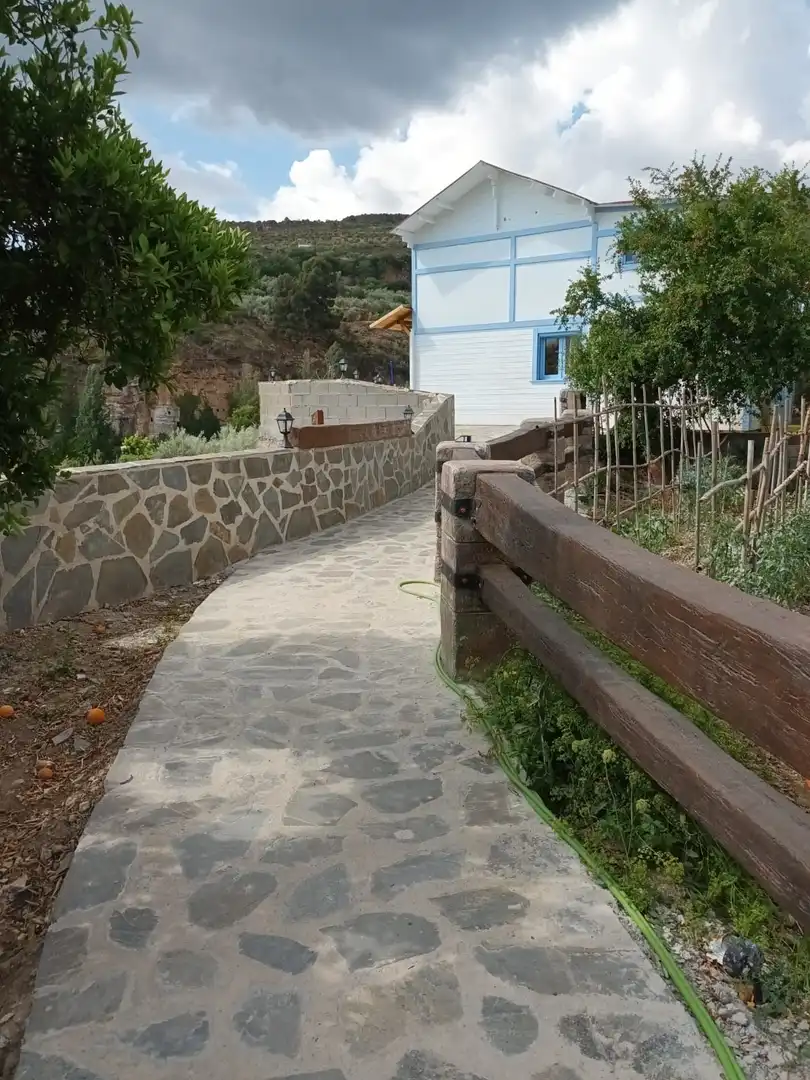 Vista exterior de Casa o chalet de alquiler en Albuñuelas con Aire acondicionado, Calefacción y Terraza