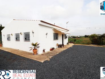 Villa con piscina in vendita a Calle Puente de la Mora