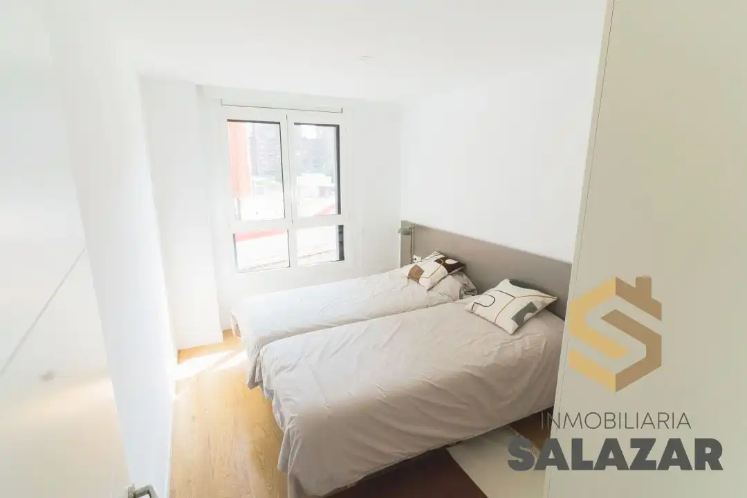 Habitación de Piso de alquiler en Bilbao  con Calefacción, Terraza y Balcón