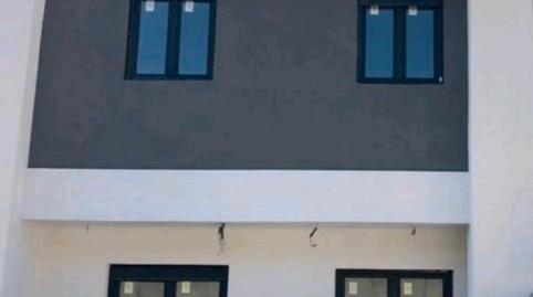 Foto 2 de Casa adosada en venta en Torrejón del Rey, Guadalajara