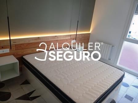 Dormitori de Pis de lloguer en Vitoria - Gasteiz amb Calefacció i Moblat