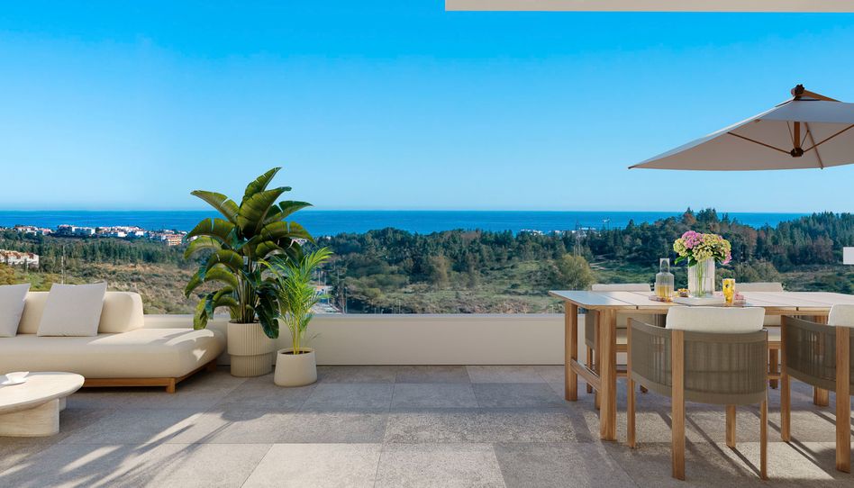 Foto 1 de Piso en venta en Calle Jinete, Hipódromo - Cerrado del Águila, Málaga