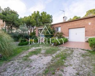 Vista exterior de Casa o xalet en venda en Cabra del Camp amb Terrassa