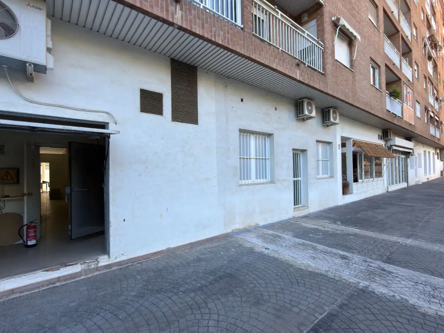 Vista exterior de Local de alquiler en Valencia con Aire acondicionado y Calefacción