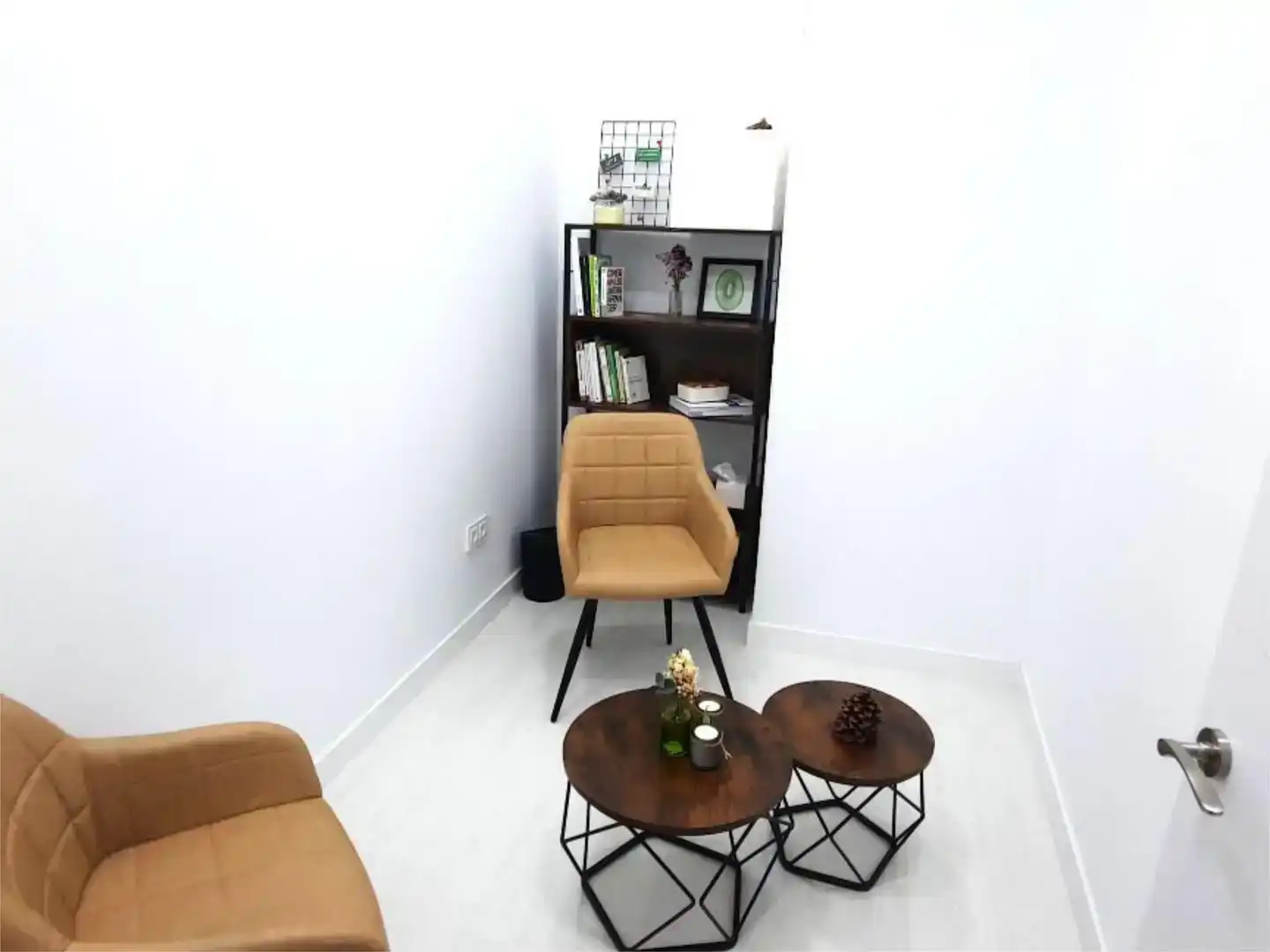 Wohnzimmer von Geschaftsraum zum Verkauf in Madrid mit Klimaanlage und Möbliert