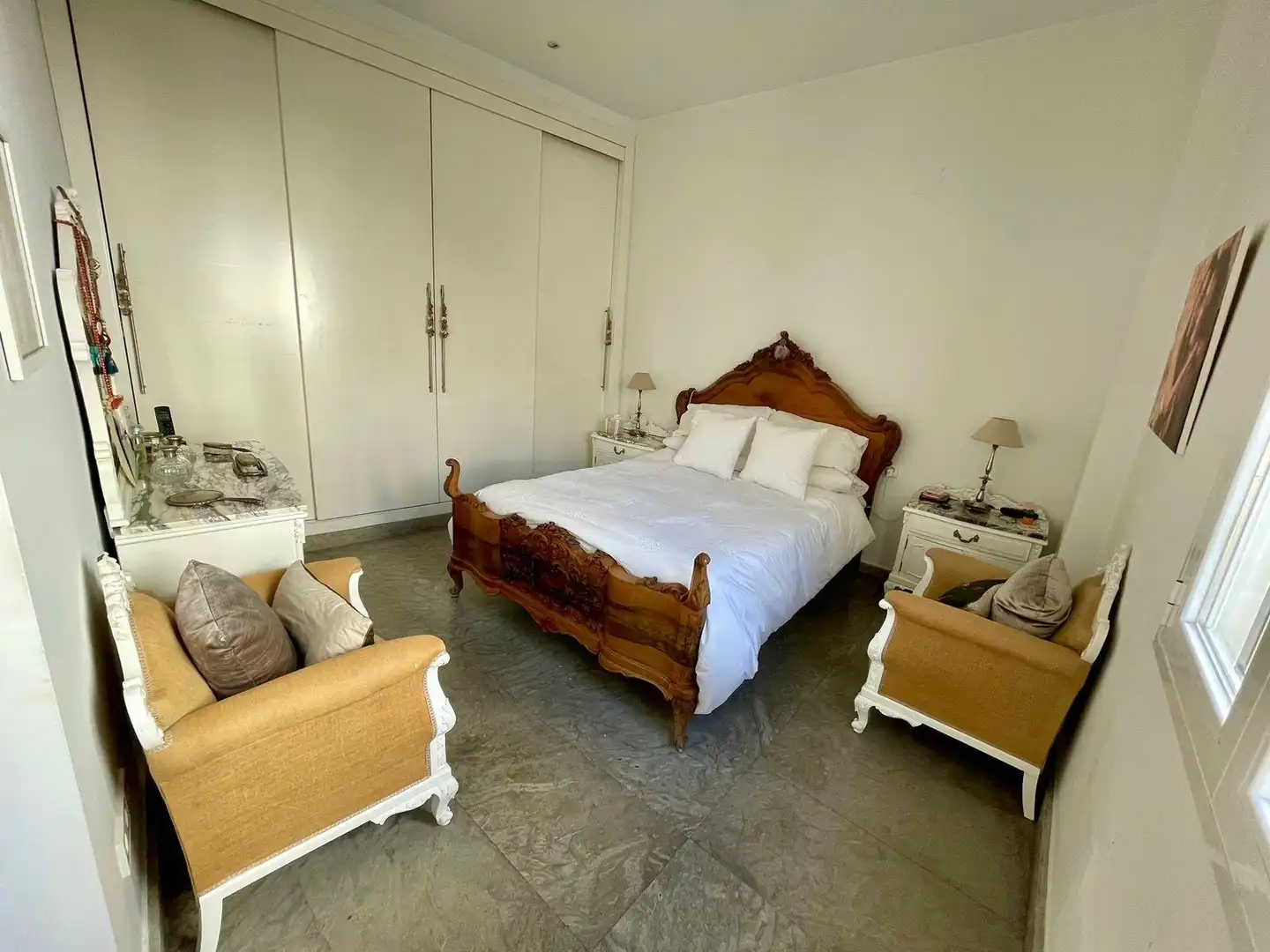 Habitación de Edificio en venta en Granada