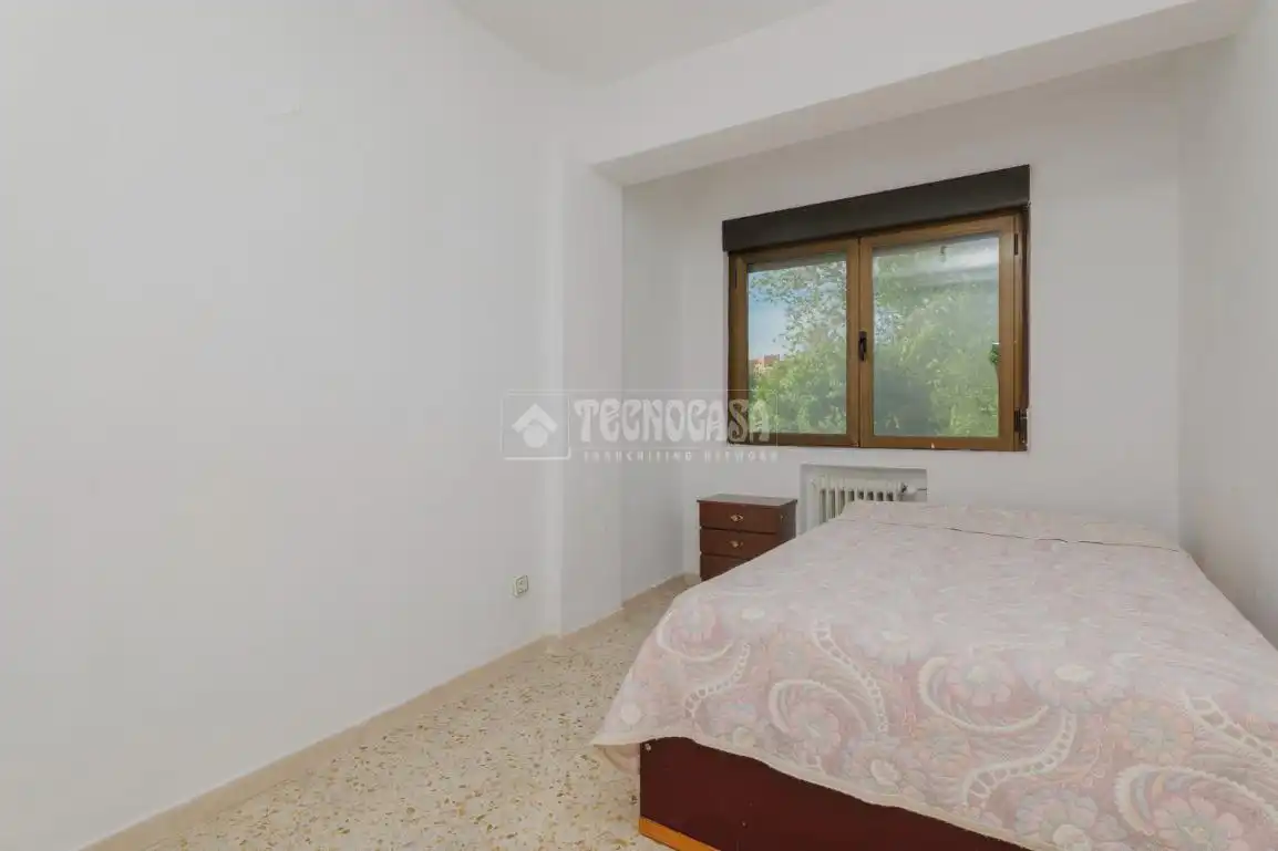 Bedroom of Flat for sale in Madrid  with Heating, Parquet flooring and Terrace