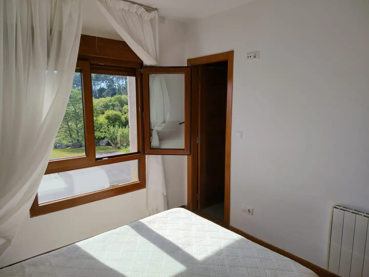 Schlafzimmer von Wohnung zur Miete in Ribeira mit Heizung, Privatgarten und Parkett