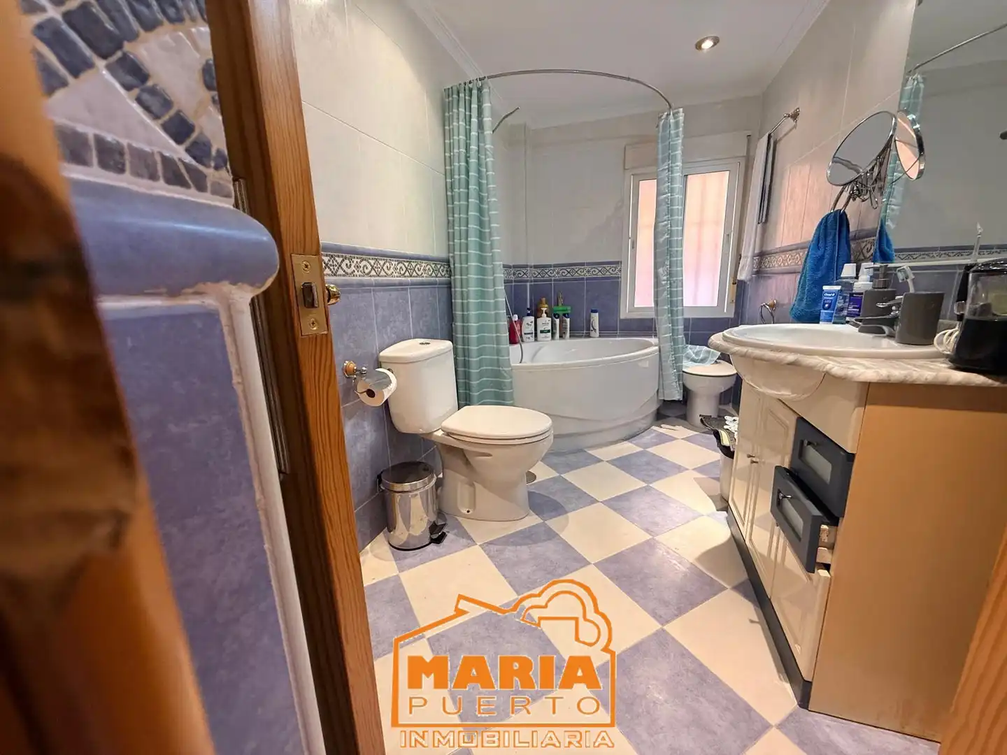 Badezimmer von Wohnung zum Verkauf in Málaga mit Terrasse und Abstellraum